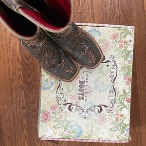 Macie bean boots. Rarely worn
